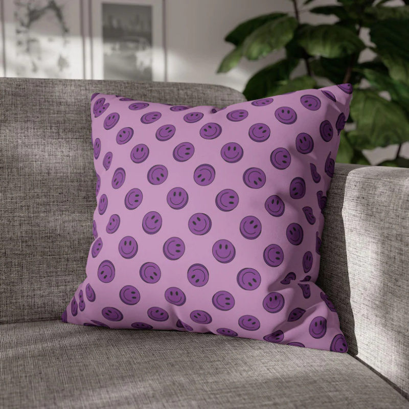 VIKAMA パープルスマイルクッションカバーミニマリスト絵 - Home Decor Emoji のレビューと価格
