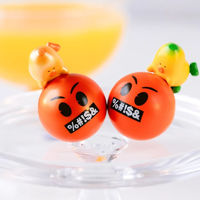 バナバナ絵文字バナナミニフィギュアブラインドバッグブラインド - Home Decor Emoji のレビューと価格