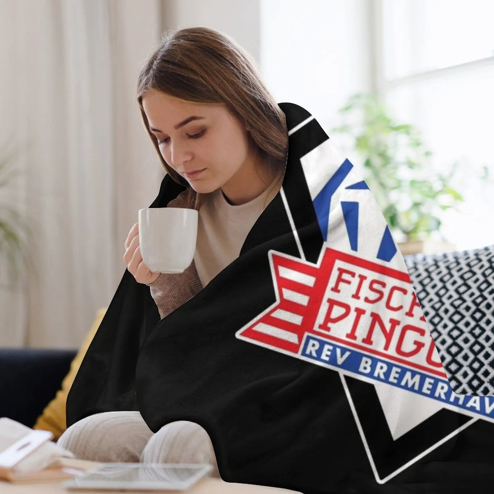 Fischtown Pinguins Essential T - Home Decor Png のレビューと価格