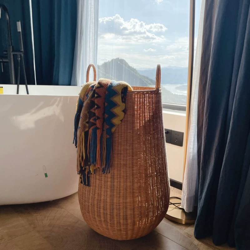 インスタイルラタンランドリーバスケット 寝室用 高級感ある汚 - Home Decor Hampers のレビューと価格
